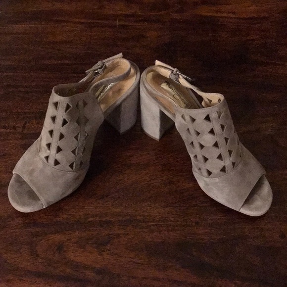 Halogen - Open Toe Block Heel Slingback - Picture 3 of 8